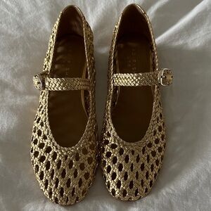 Marc Fisher 6.5 Evonna Gold Woven Mary Jane Flats